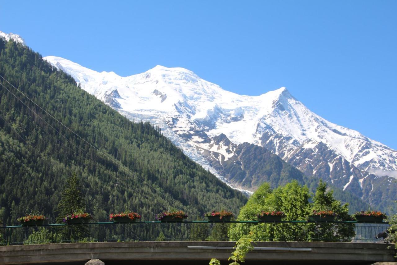 STUDIO CHAMONIX MONT-BLANC Idéalement situé Exterior foto